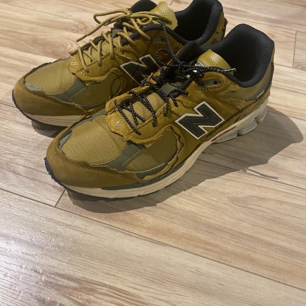 New Balance 2002R Protection Pack Dark Moss